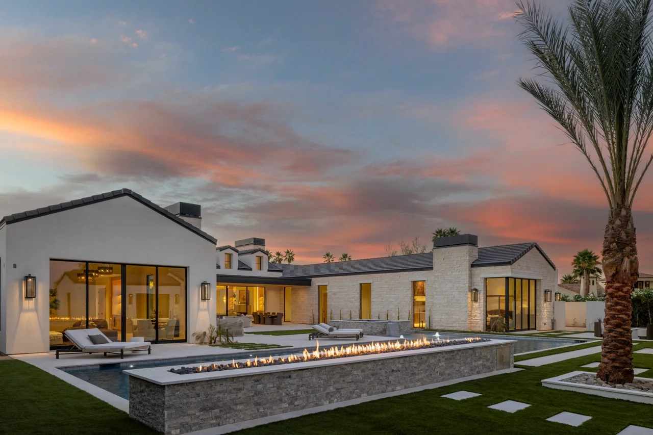 Via Los Ranchos Estate backyard outdoor living view